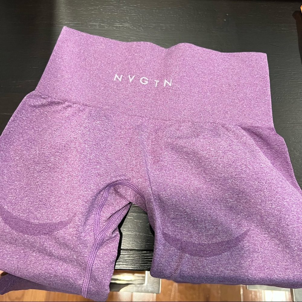 NVGTN Contour Leggings. Size XS. Brand new.